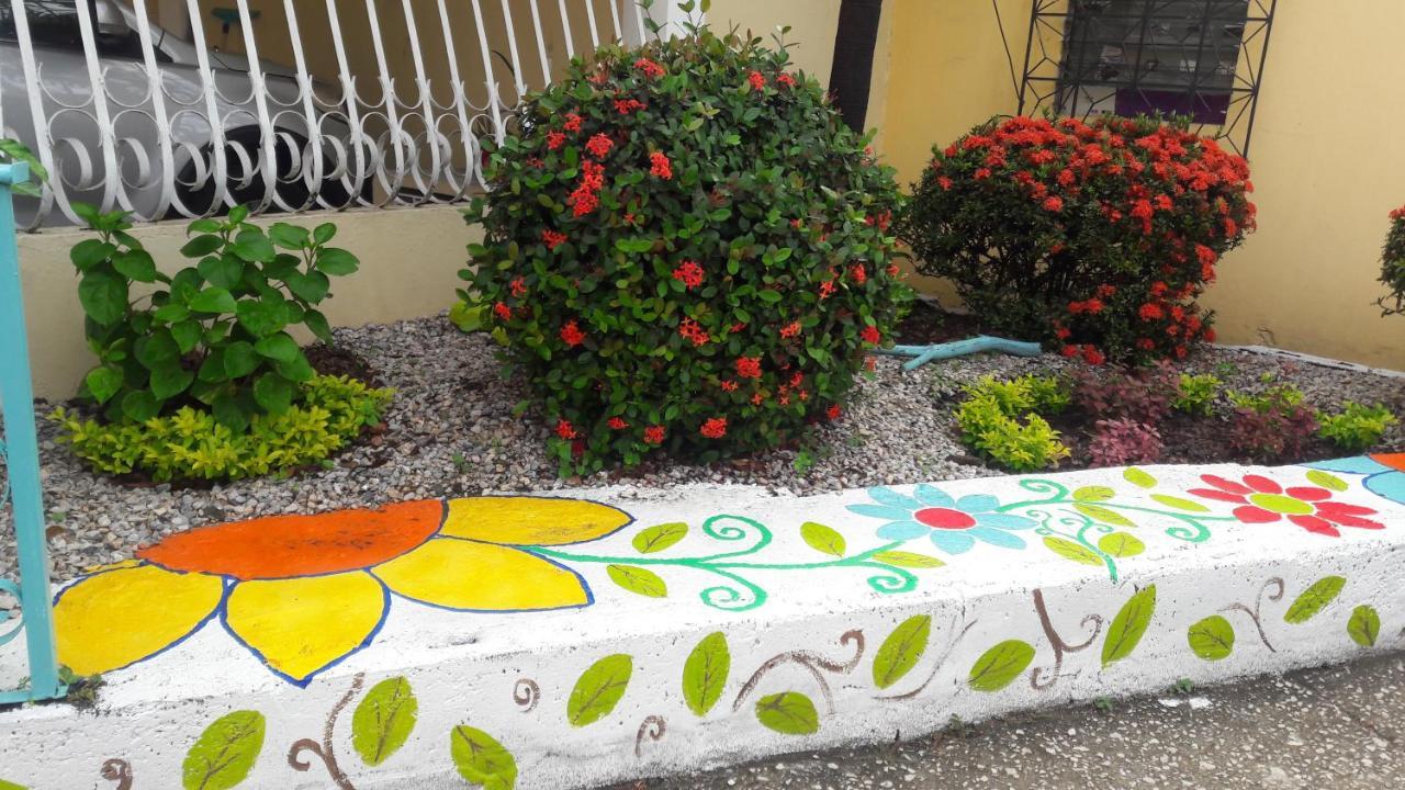 Villa De Maria Guayaquil Eksteriør bilde